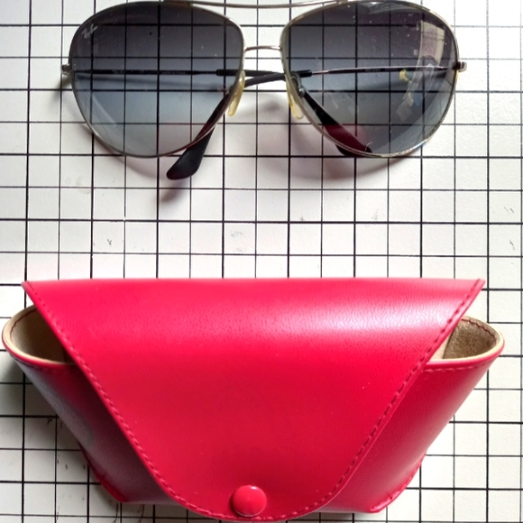 Ray-Ban Accessories - Ray-Ban aviator glasses